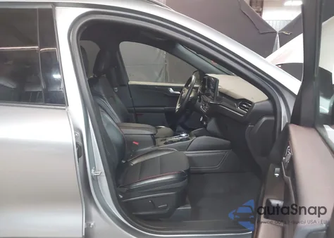 2023 Ford Escape St-Line Select from USA, damaged, VIN 1FMCU9NA8PUA55687